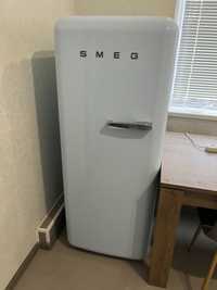 Холодильник SMEG