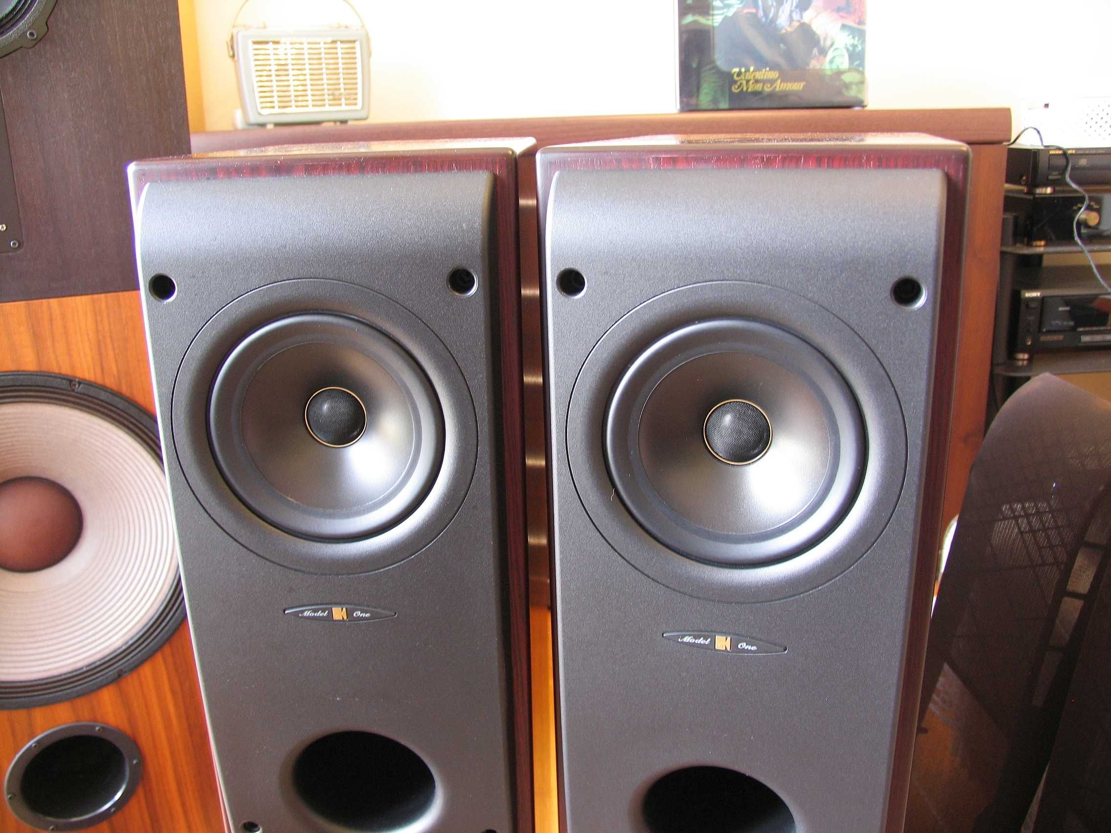 KEF Reference Series Model One / Kolumny ENGLAND '' Super ''