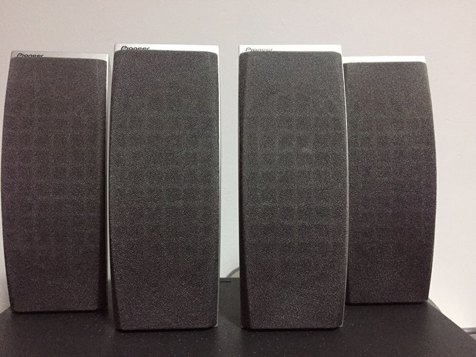 Colunas Pioneer surround