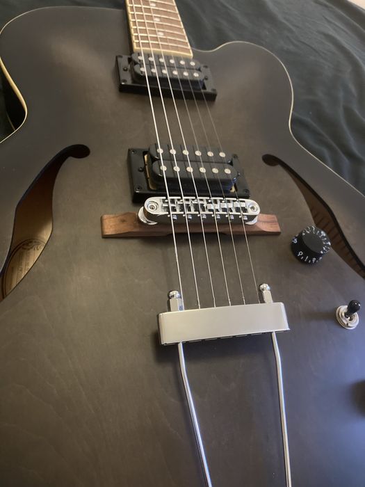 Джазова електрогітара Ibanez AF55