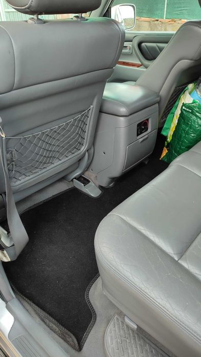 Toyota Land Cruiser HDJ100 4.2