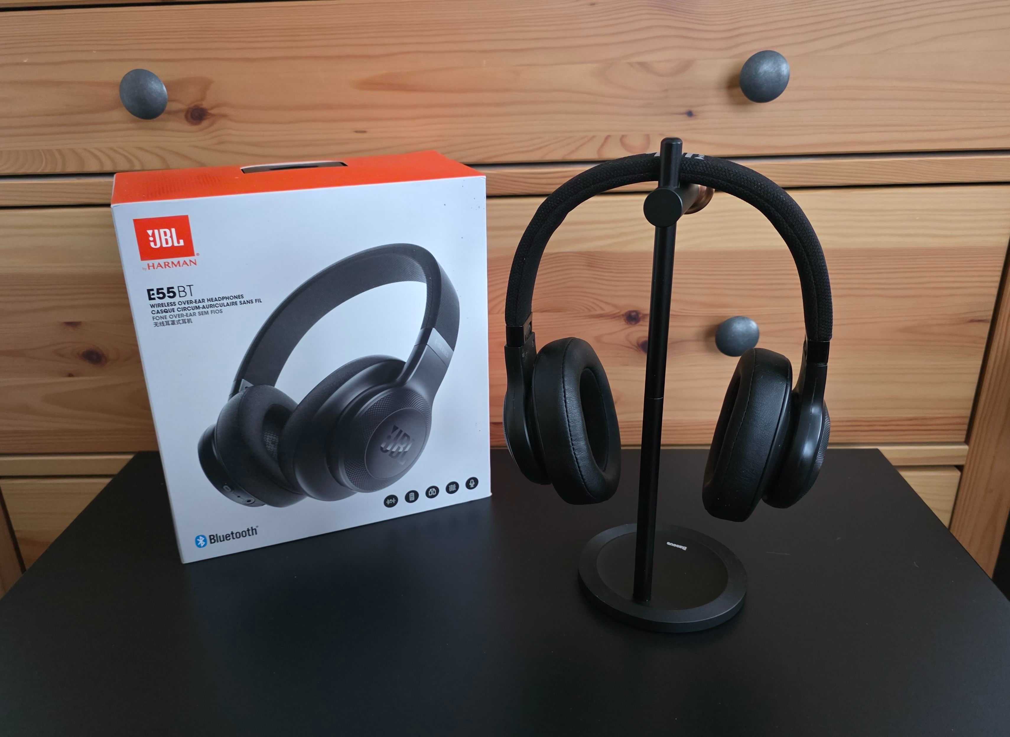 bezprzewodowe słuchawki bluetooth JBL E55BT