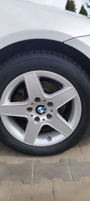 Felgi aluminiowe oryginalne BMW E90 5x120 R16 z oponami