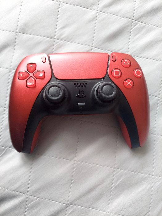 Pad DualSense PS5 Cosmic Red
