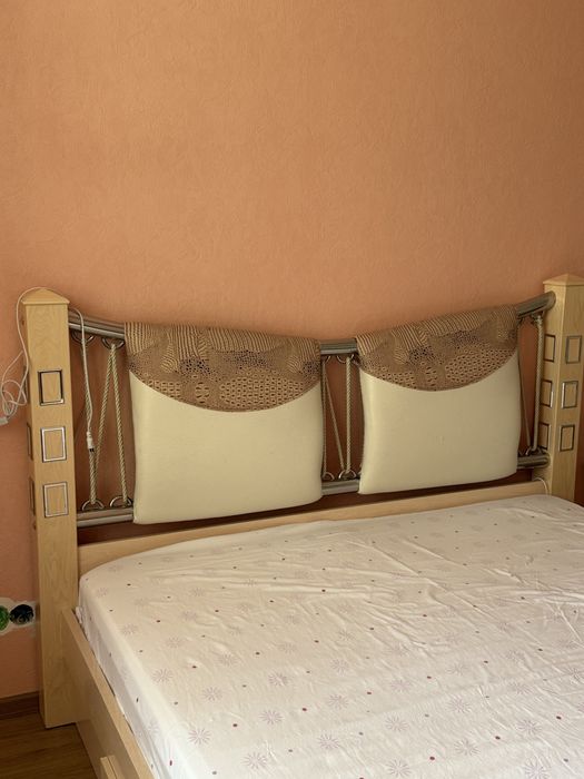 Спальні гарнітури