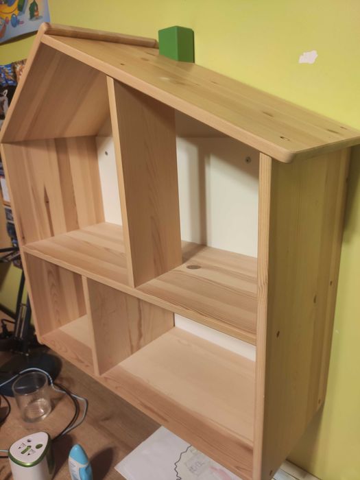 Półka dla dzieci domek Ikea Flisat