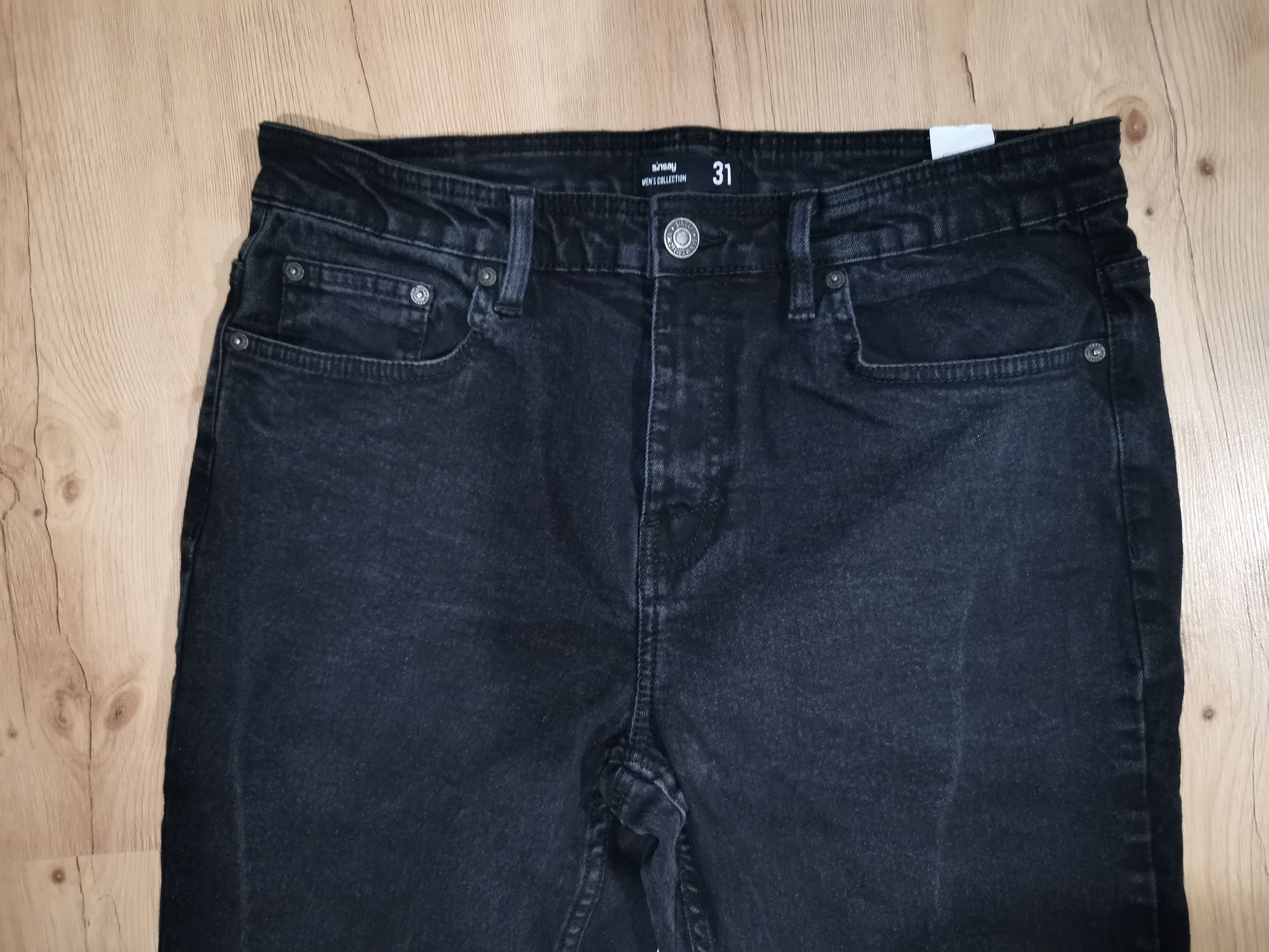 Męskie spodnie jeansy sinsay 31 proste