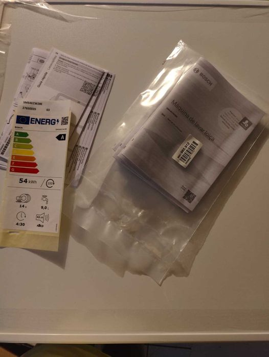 Máquina de Lavar Loiça BOSCH SMS4ECW28E Serie 4