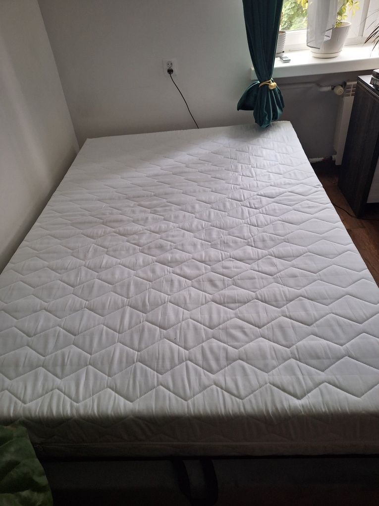 Nowy materac 140×200