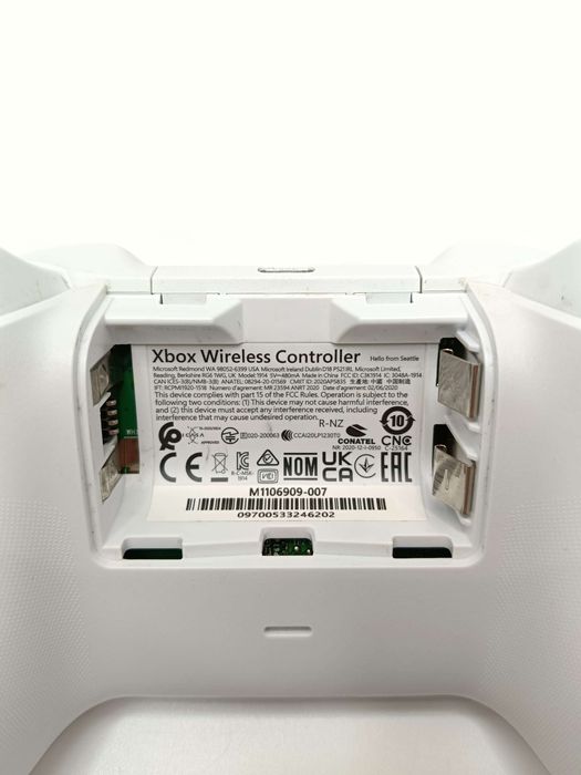 Microsoft Xbox Bezprzewodowy Kontroler, biały (Xbox Series X)