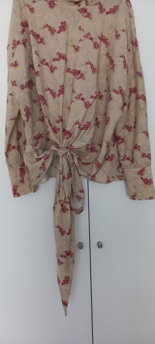 Blusa Zara Tam L Nova com Etiqueta  ( portes incluídos)