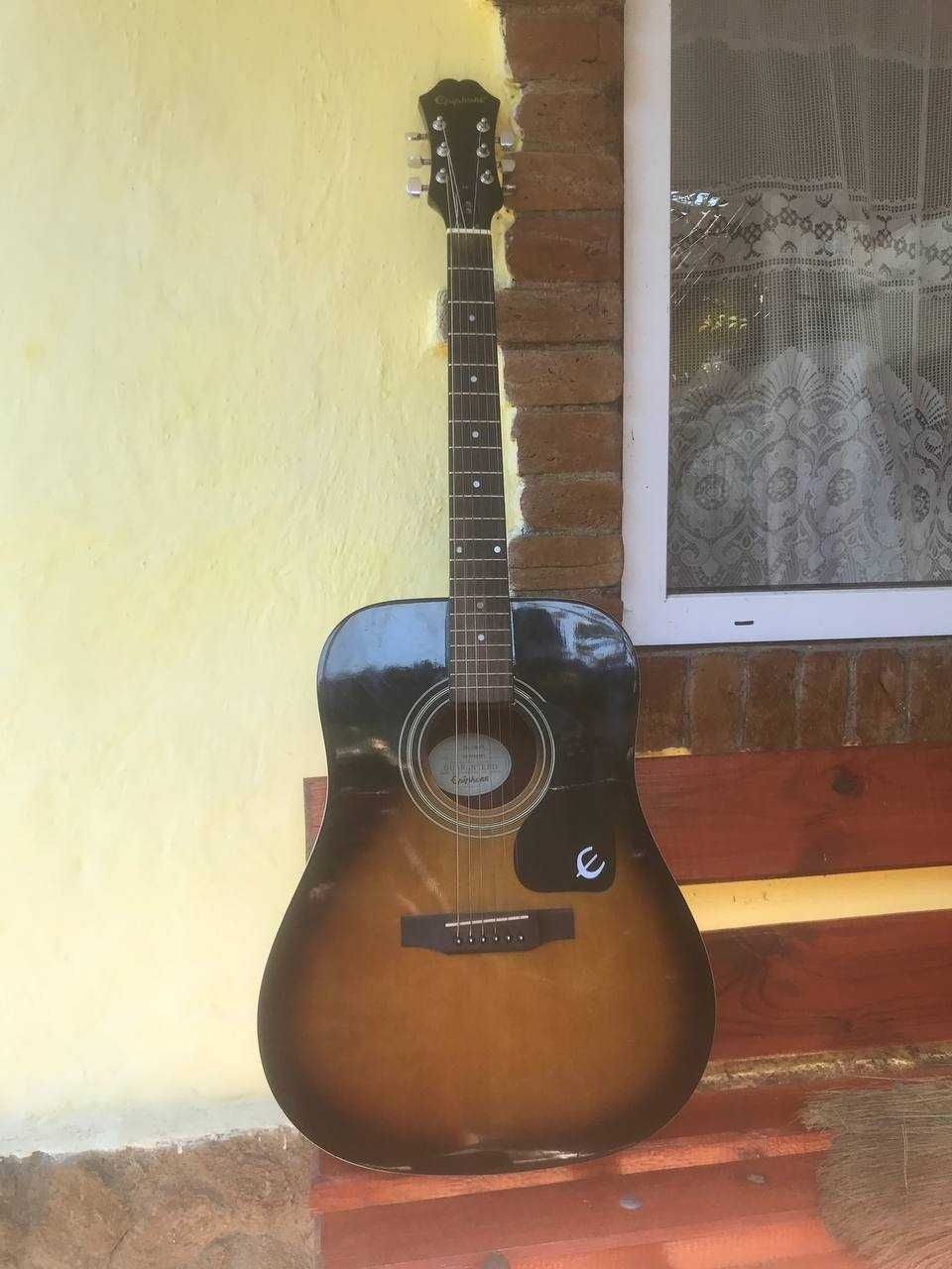 Акустична гітара Epiphone