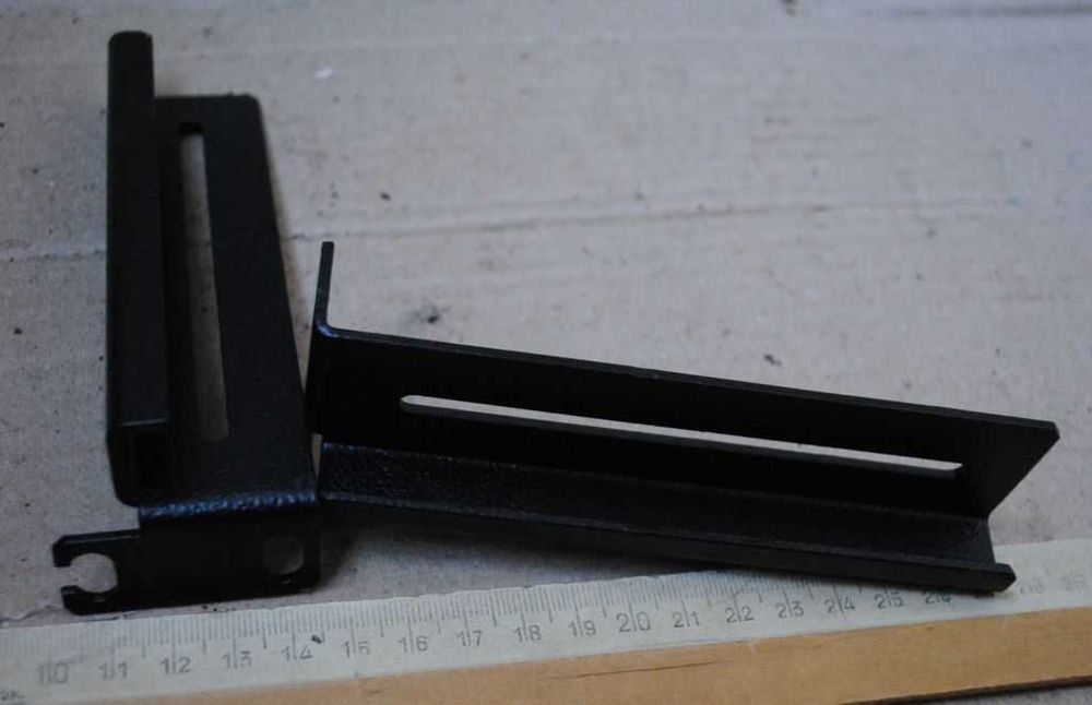 Лапи чорні для стаціонарної серверної полиці, в комплекті 2 шт