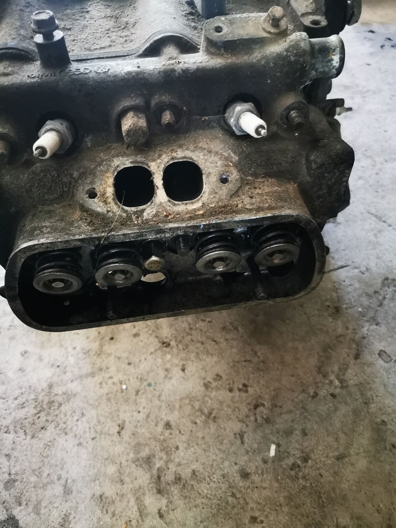 Sprzedam silnik i częsc od VW T3