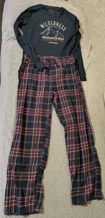 Piżama chłopięca rozm.146/152 bawełna flanela