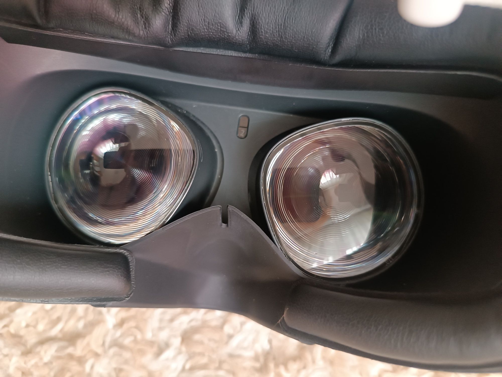 Oculus Quest 2 128GB

Продаю VR окуляри Oculus Quest 2 (128 ГБ).
Стан:
