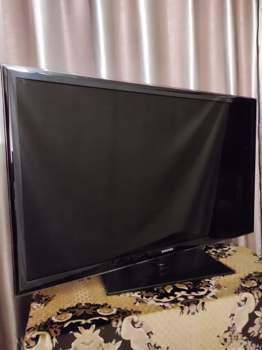 Samsung UE46D5700 116,8 см (46)