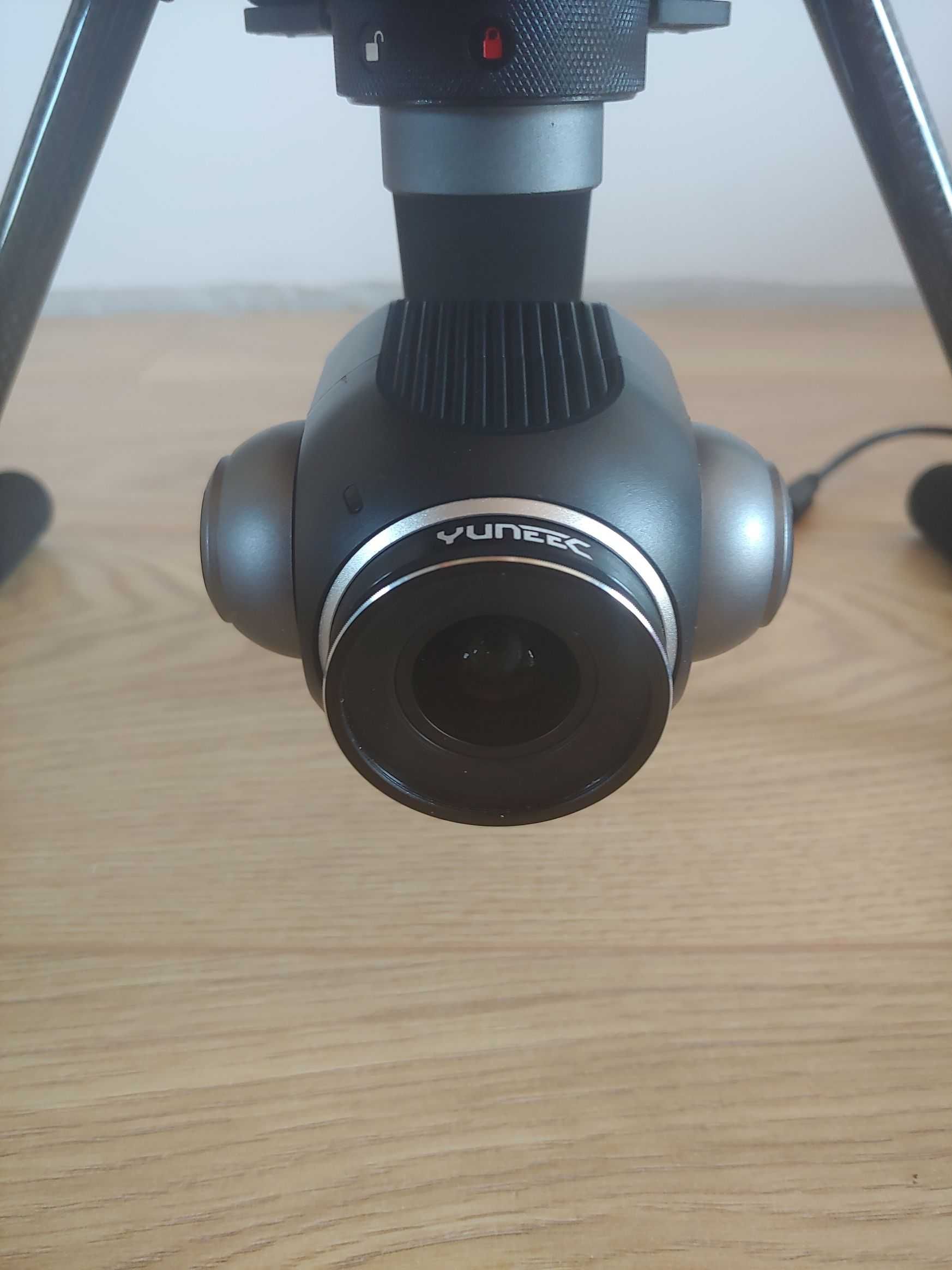 Dron Yuneec H520e
