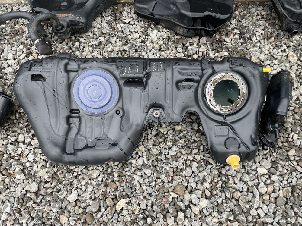 Bmw f10 f01 f30 f25 e53 e60 e70 бак топлевний