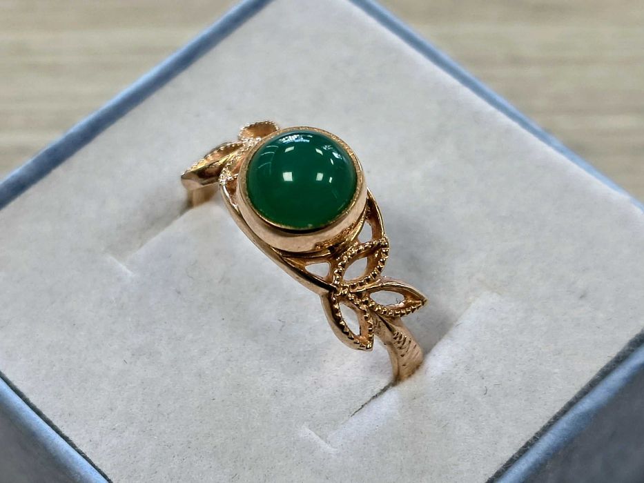 Złoty pierścionek 585 | 3,30 g |R. 18 | Używany