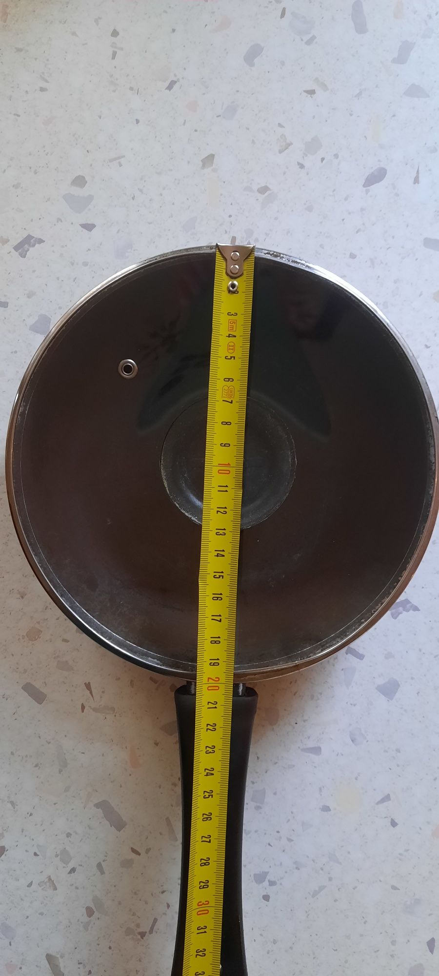 Сковорідка БИОЛ  діаметром 20см з скляною кришкою