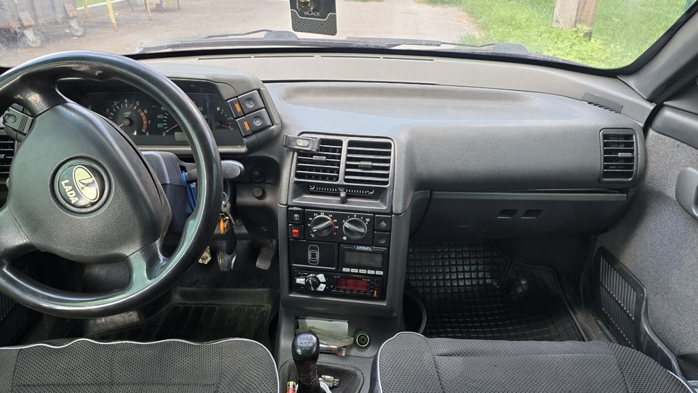 Продаю авто 2110