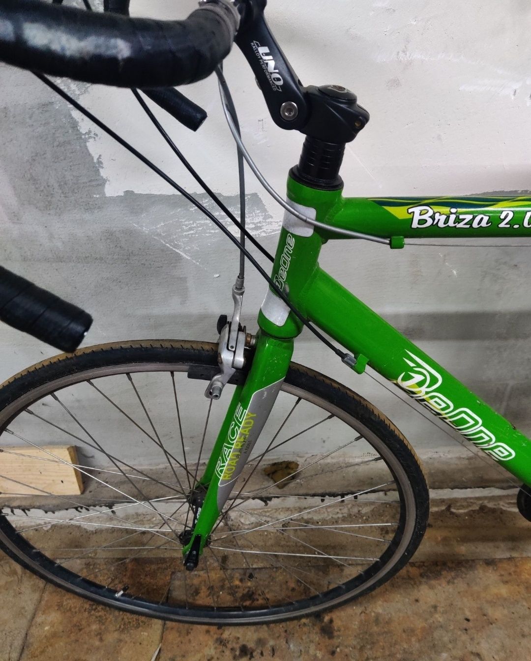 Велосипед шосейник Kellys 28 shimano