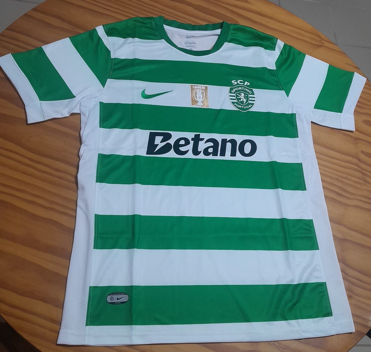 Camisa do Sporting 25/26 de alta qualidade ainda com etiqueta