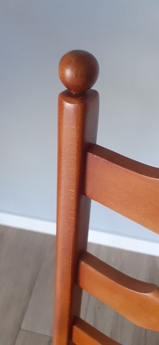 Komplet pieknych stylowych krzeseł drewnianyc JAK N