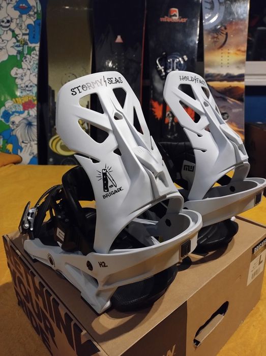 Okazja$ Nowe Wiązania Snowboardowe NOW Brigade L Freestyle Tribute!