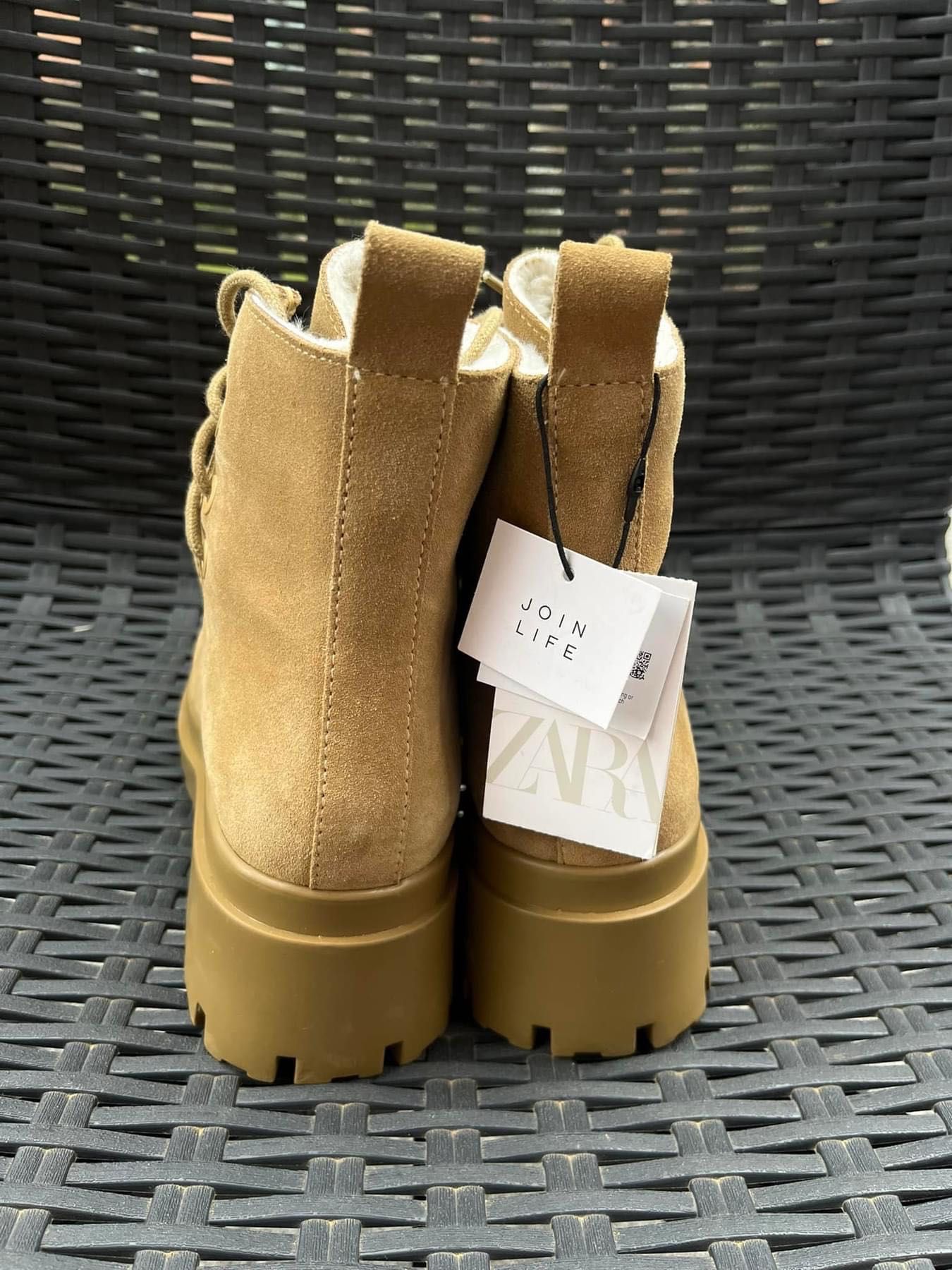 ZARA nowe ocieplane zamszowe botki buty traktory trapery beżowe 37