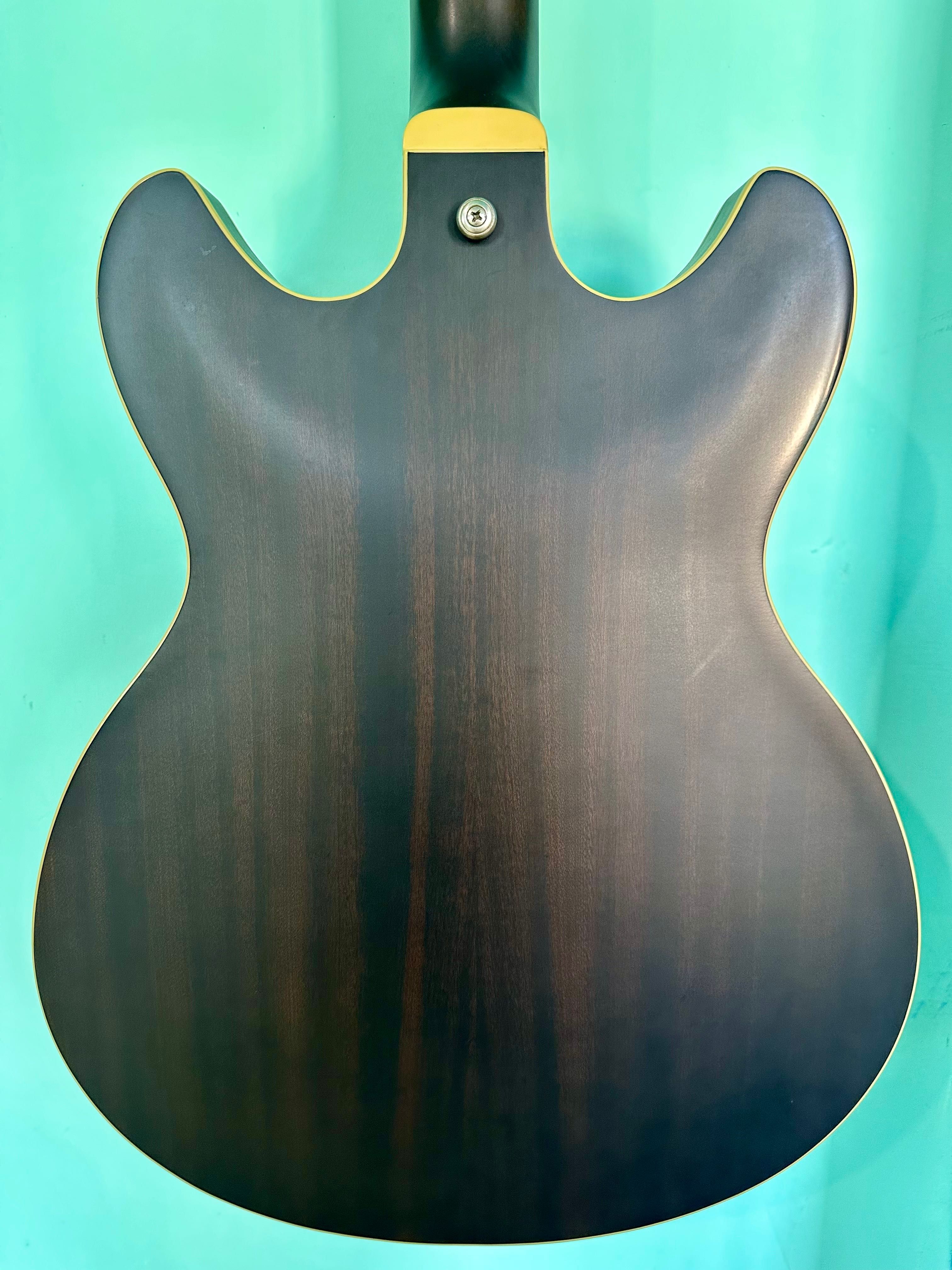 Ibanez AS53 Напівакустика, банка