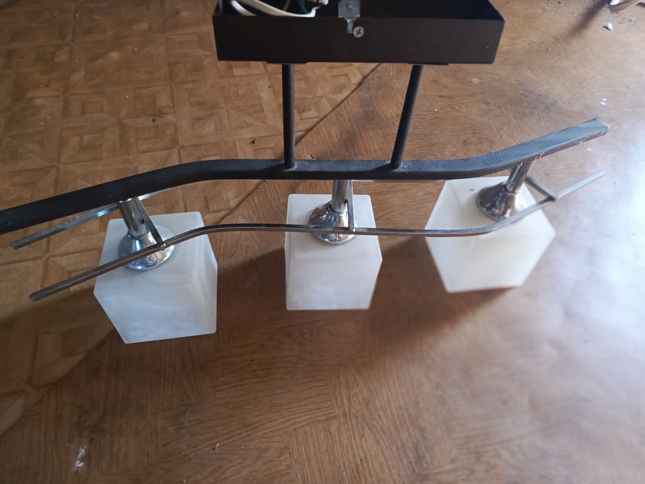 Oświetlenie sufitowe