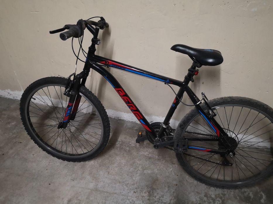 Vendo bicicleta em bom estado.