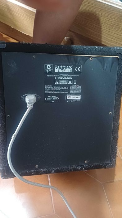 Amplificador Fender Rumble 15 combo