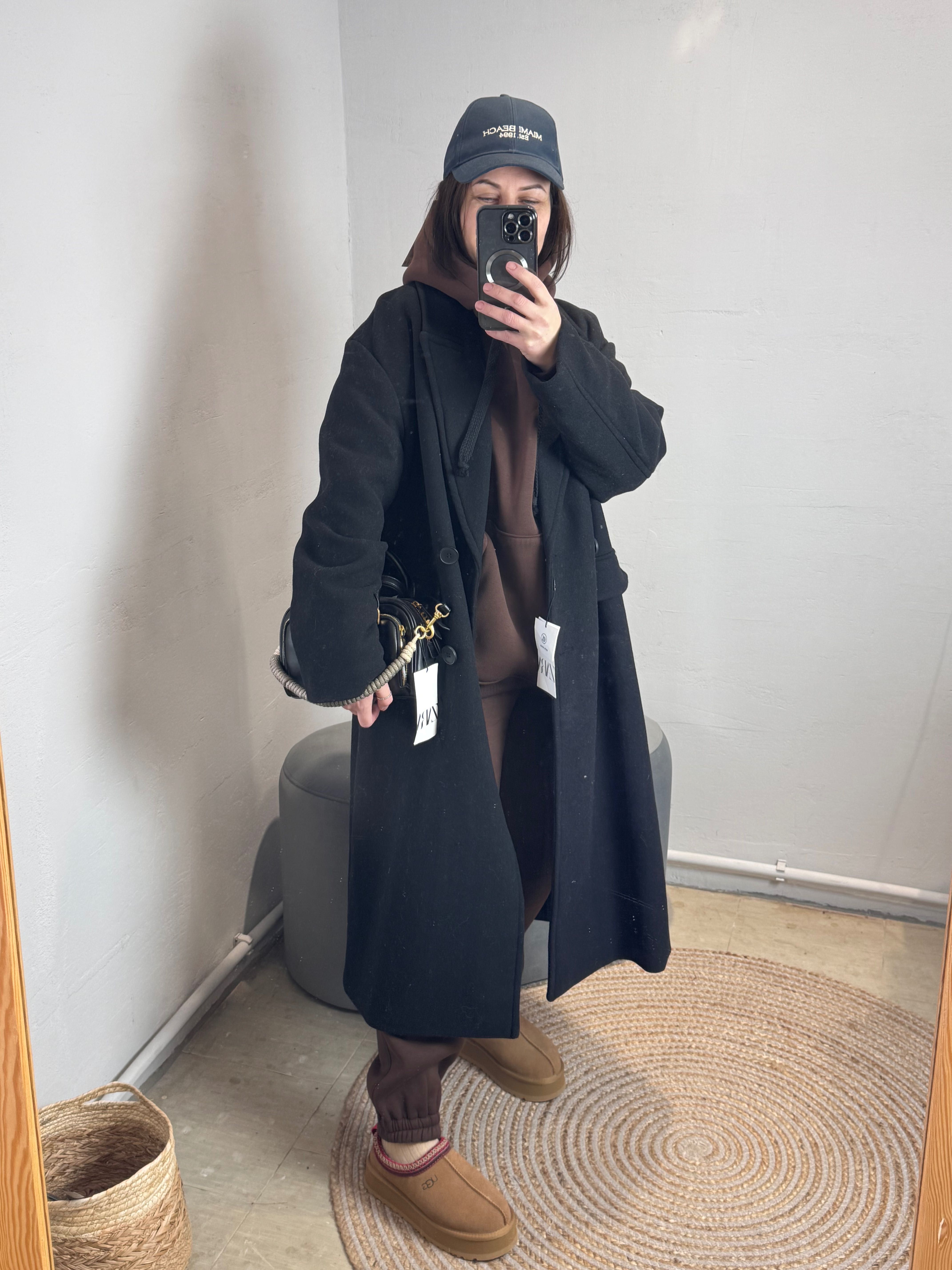 Пальто Zara нове чорне та беж