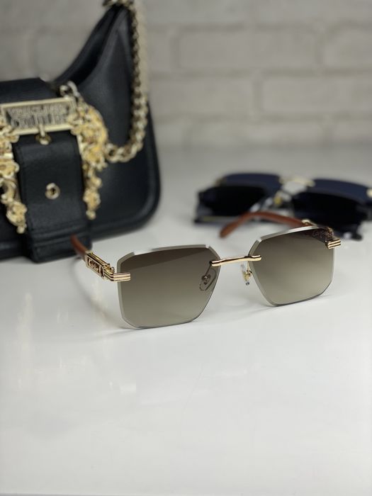 Женские солнцезащитные очки Cartier стеклянные Картье черные/коричневы