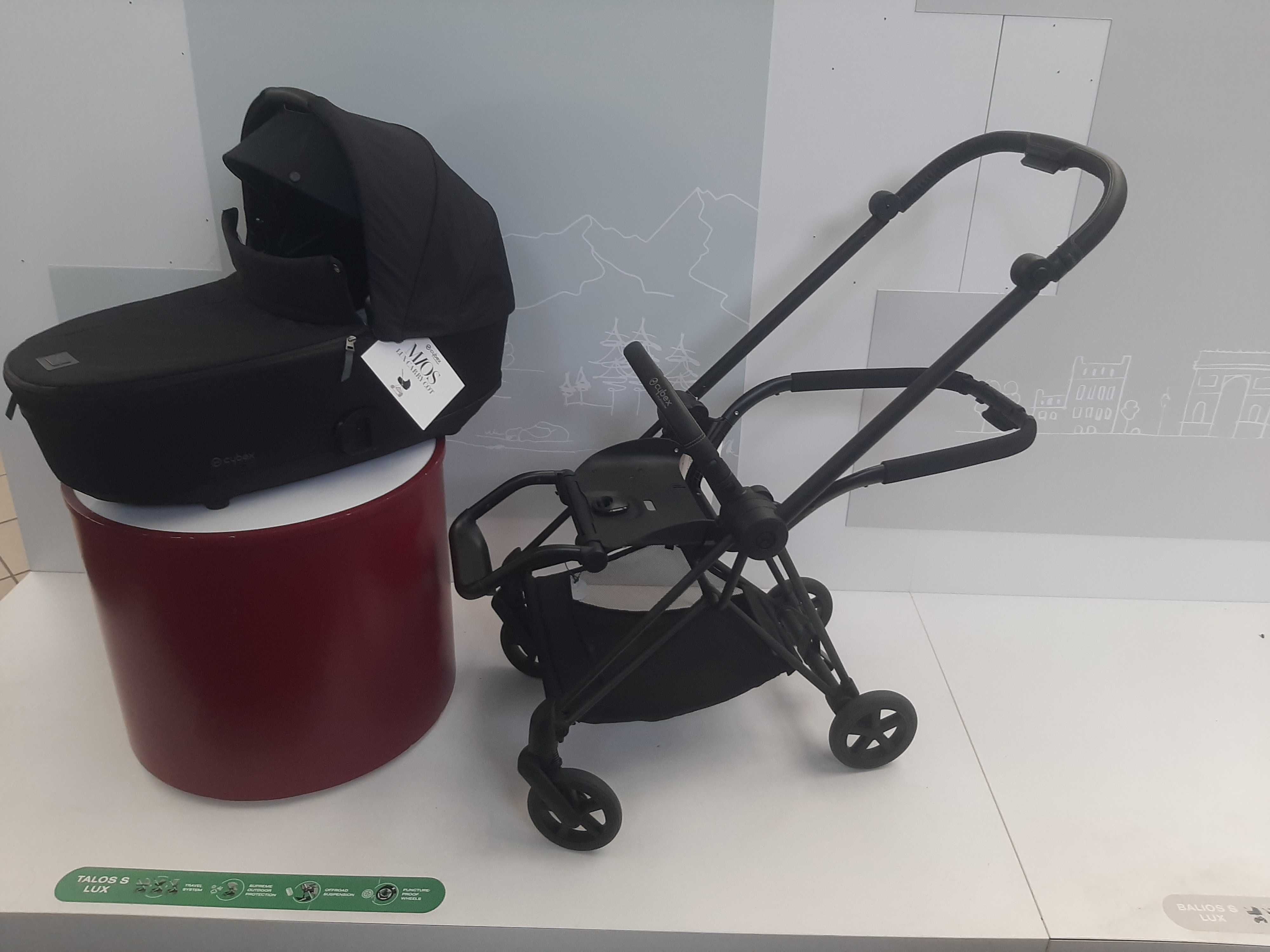 Wózek Mios Cybex komplet z gondolą i stelażem spacerówki