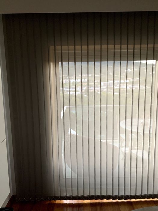 Estore vertical (marca Bandalux)