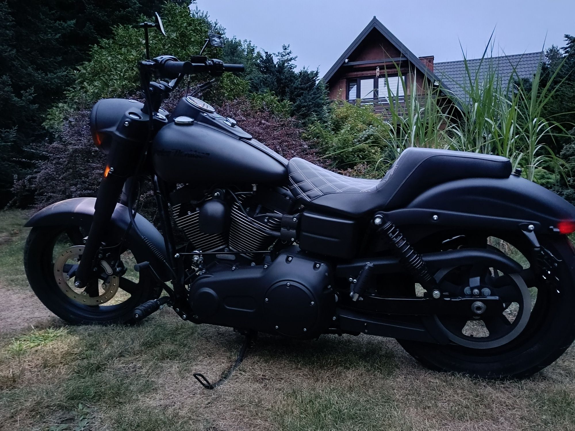 Harley Davidson Dyna Low