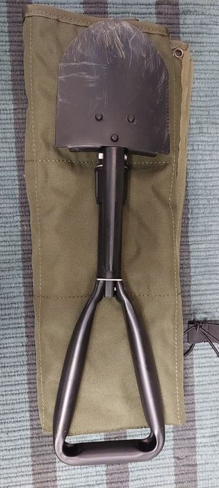 Saperka składana SOG Entrenching Tool