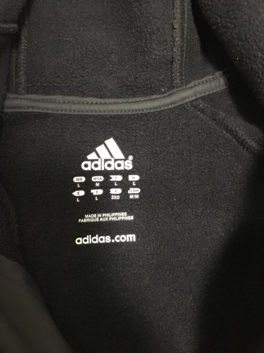 Спортивная куртка адидас