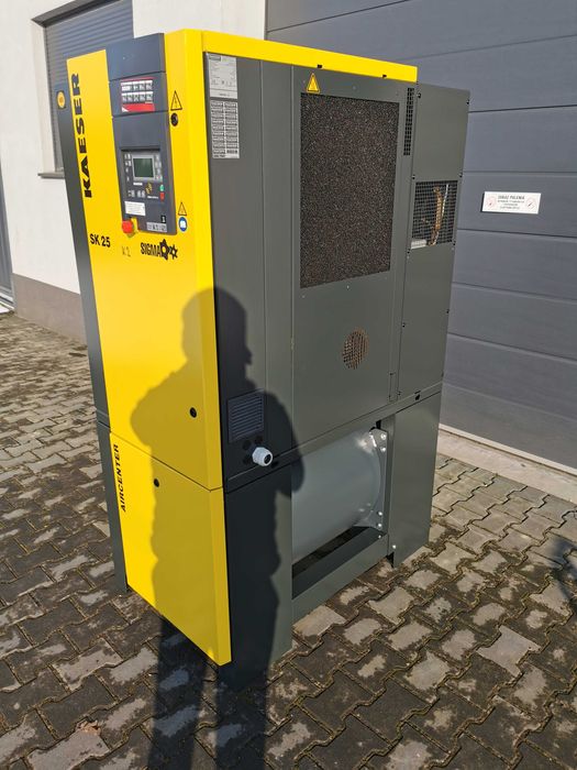 2018r 15kw Sprężarka śrubowa 2300L/min KAESER SK25 +OSUSZACZ KOMPLET