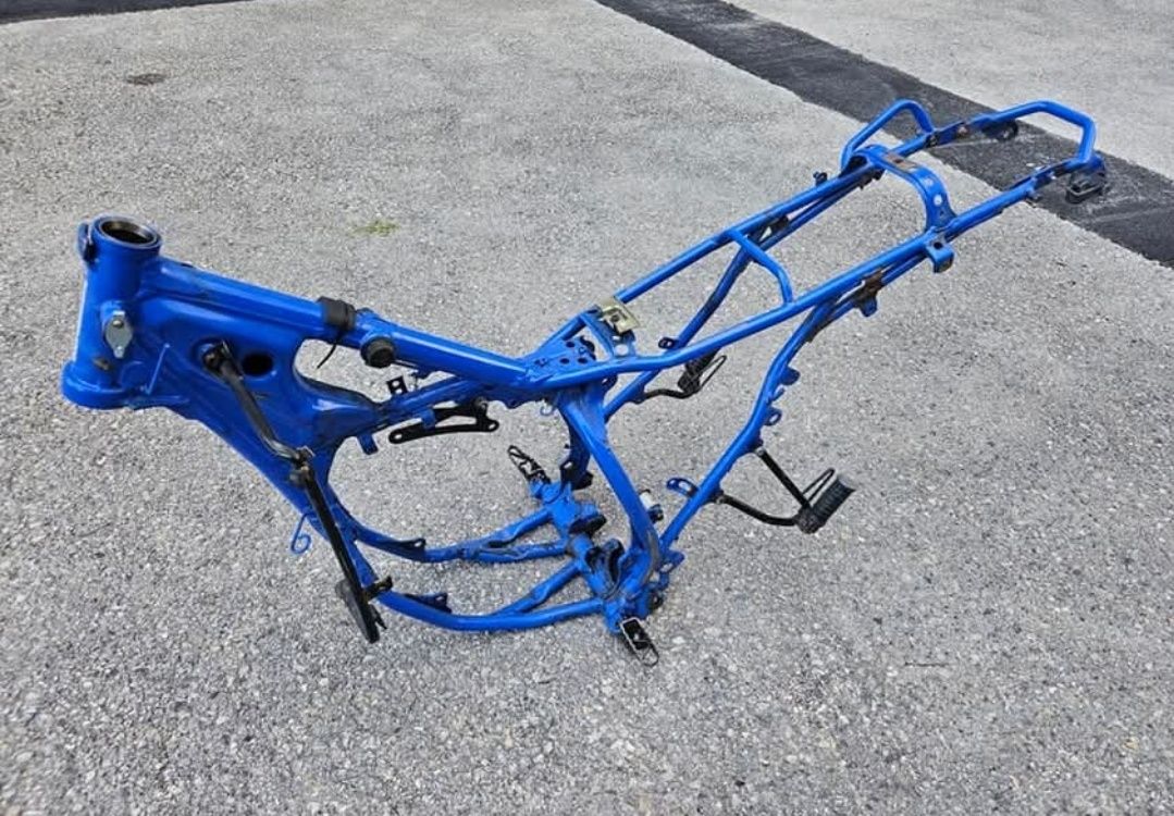 Quadro dtr 125 com documentos suíços