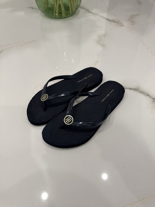 Женские вьетнамки Tommy Hilfiger сланцы Tommy Hilfiger шлепанцы