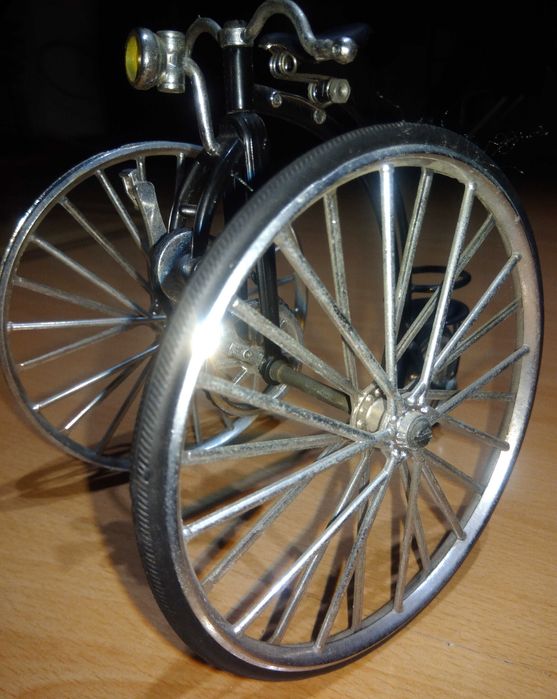 Bicicleta +Triciclo miniaturas