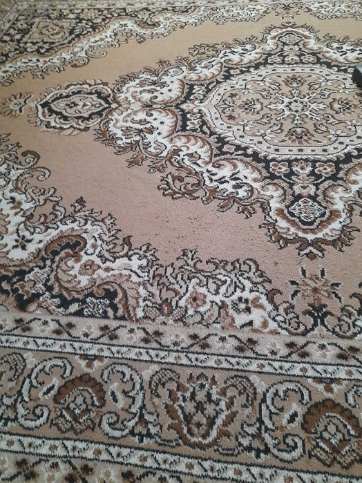 Килим,ковйор на ковровій основі 2×3м