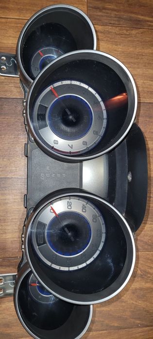 Панель приладів ACURA MDX.