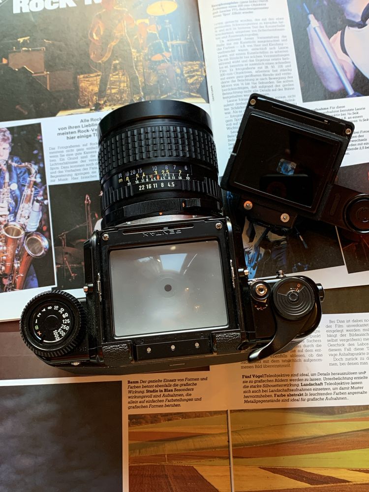 Pentax 67 із об’єктивом SMC Pentax 67 75mm f/4.5 ідеальний стан