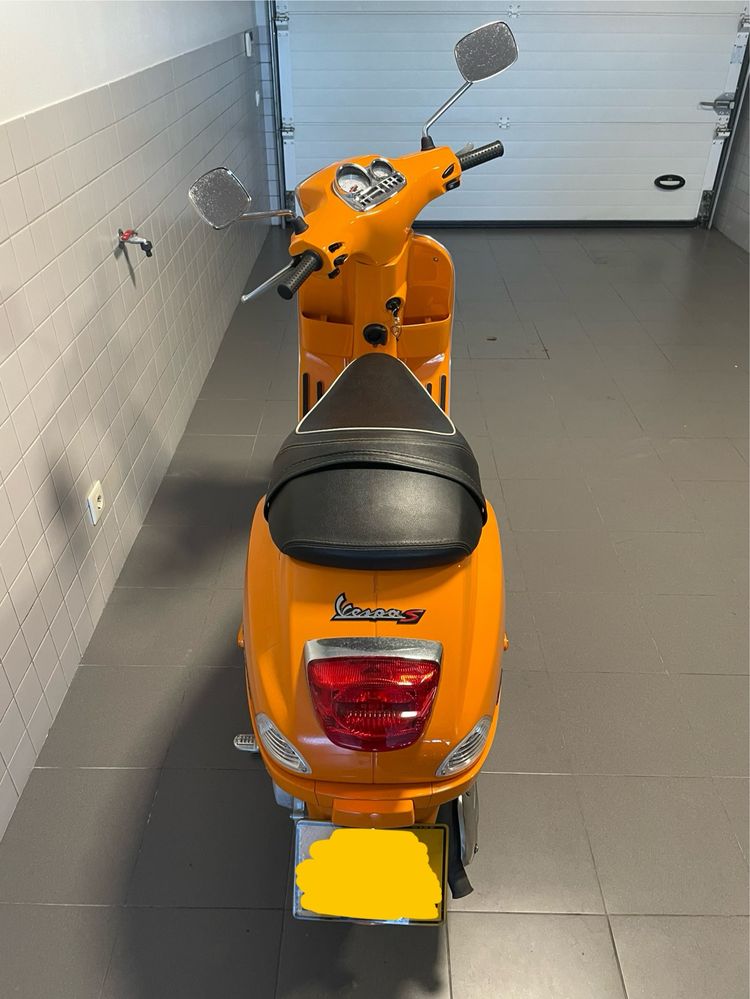 Vespa 50S de 2009